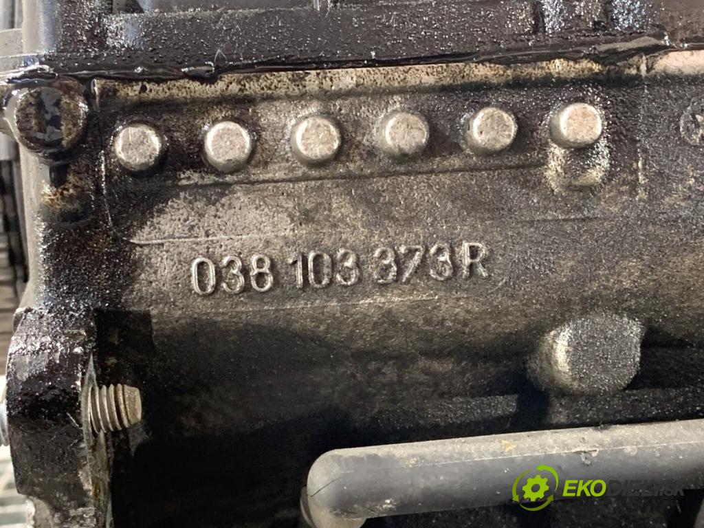 VW PASSAT B6 Kombi 2006 103 kW 2.0 TDI 1968 Hlava valcov 038103373R (Hlava valcov)