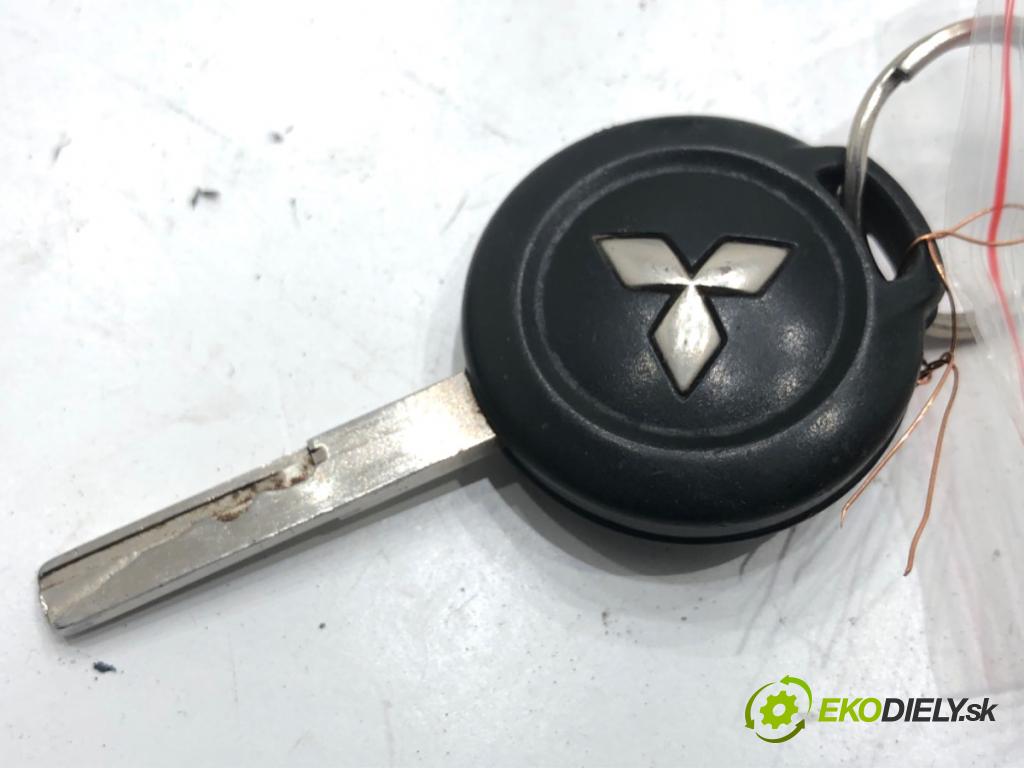 MITSUBISHI COLT VI liftback 2007 70 kW 1.3 1332 spinačka MR587813 (Spínacia skrinka)