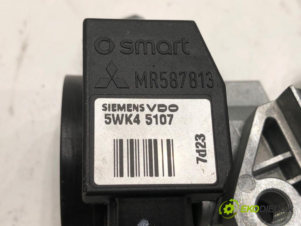 MITSUBISHI COLT VI liftback 2007 70 kW 1.3 1332 spinačka MR587813 (Spínacia skrinka)