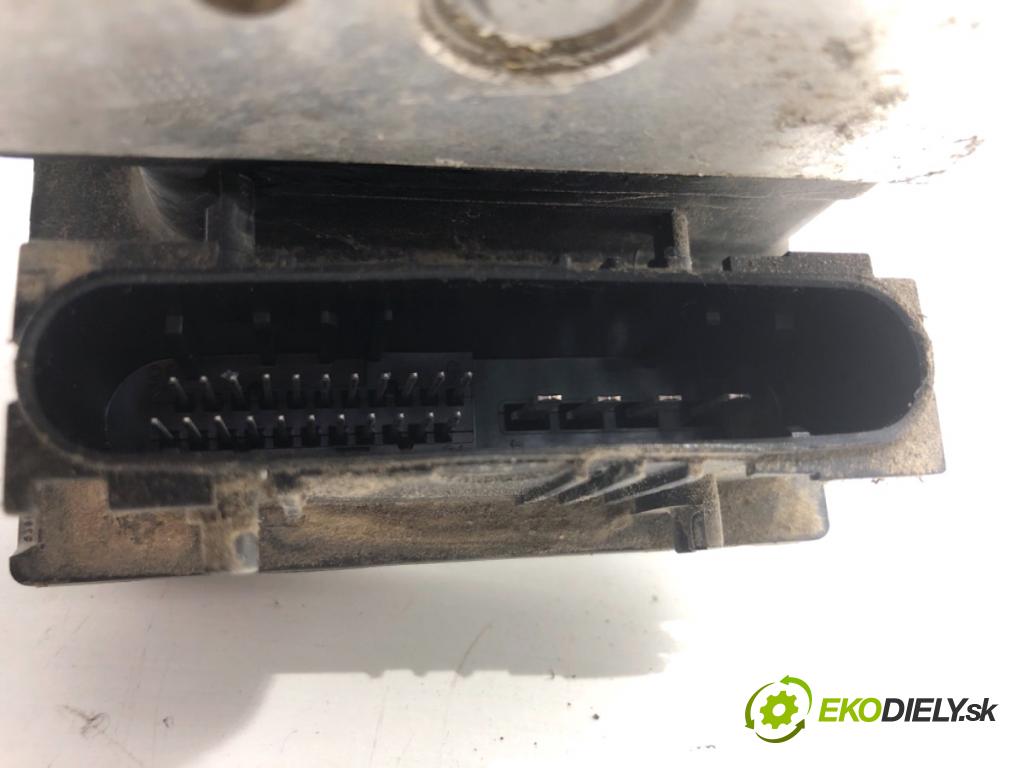 MITSUBISHI COLT VI liftback 2007 70 kW 1.3 1332 Pumpa ABS 0265800403 (Pumpa ABS)