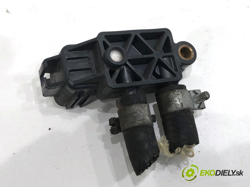 FORD KUGA I SUV 2012 100 kW 2.0 TDCi 1997 snímač tlaku spalín DPF AV61-5L200-AB