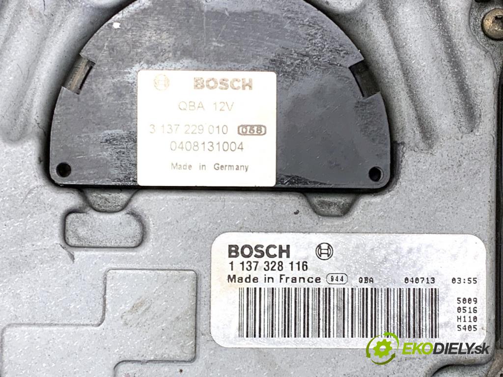 VOLVO XC90 I SUV 2004 200 kW T6 AWD 2922 ventilátor chladiče 30665985 (Ventilátory)