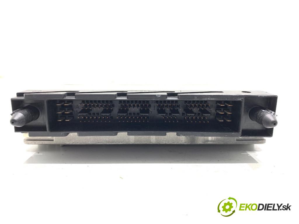 VOLVO XC90 I SUV 2004 200 kW T6 AWD 2922 riadiaca jednotka Motor 0261208290 30668479 (Riadiaca jednotka)