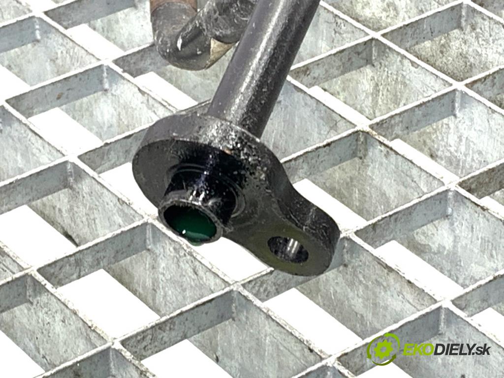 VOLVO XC90 I SUV 2004 200 kW T6 AWD 2922 rúrka klimatizácie  (Rúrka klimatizácie)