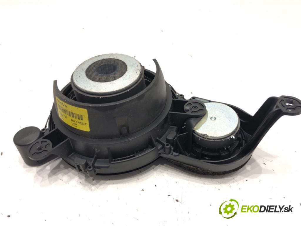 VOLVO XC90 I SUV 2004 200 kW T6 AWD 2922 reproduktor Dvere predný pravy 30657757