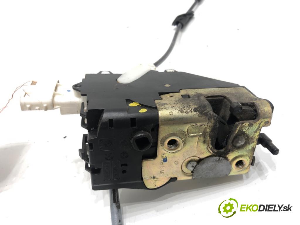 CITROEN C4 I liftback 2005 65 kW 1.4 16V 1360 zámok dveře pravý přední část 9647172680
