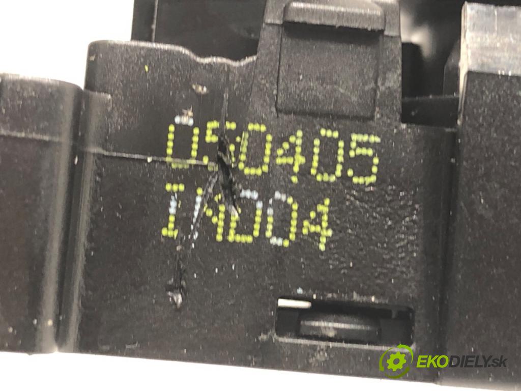 CITROEN C4 I liftback 2005 65 kW 1.4 16V 1360 Prepínač okien 9651464277 (Prepínacie páčky pod volantom)