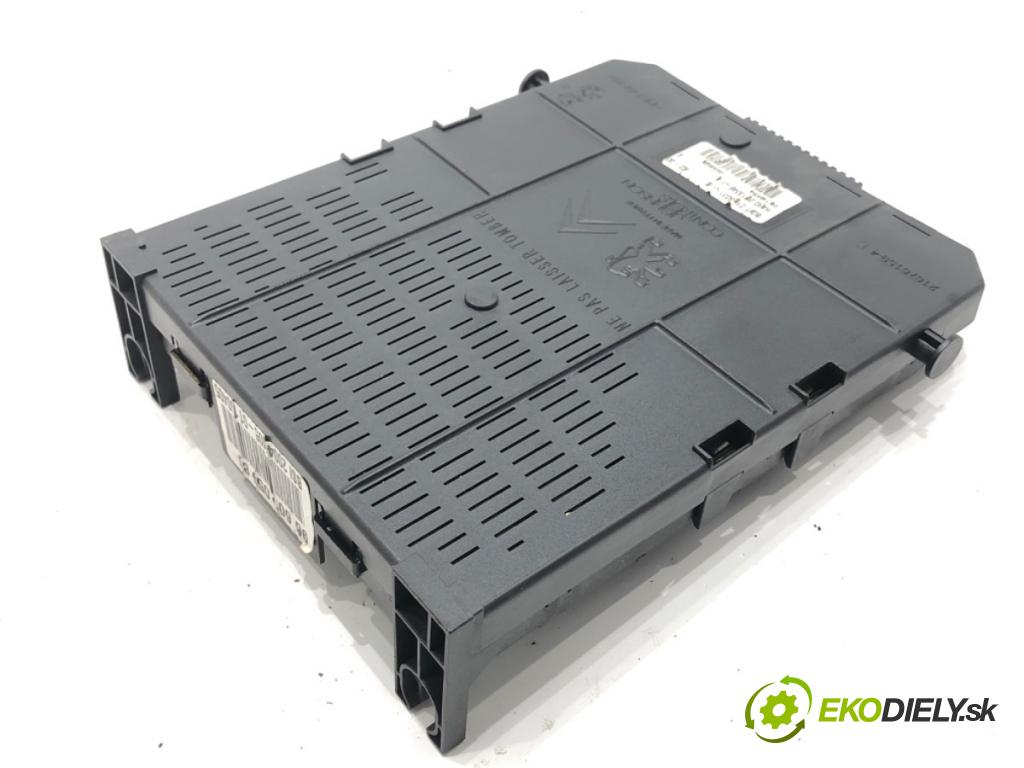 CITROEN C4 I liftback 2005 65 kW 1.4 16V 1360 modul BSI 9660105980 (Pojistkové skříňky)