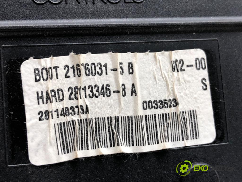 CITROEN C4 I liftback 2005 65 kW 1.4 16V 1360 modul BSI 9660105980 (Pojistkové skříňky)