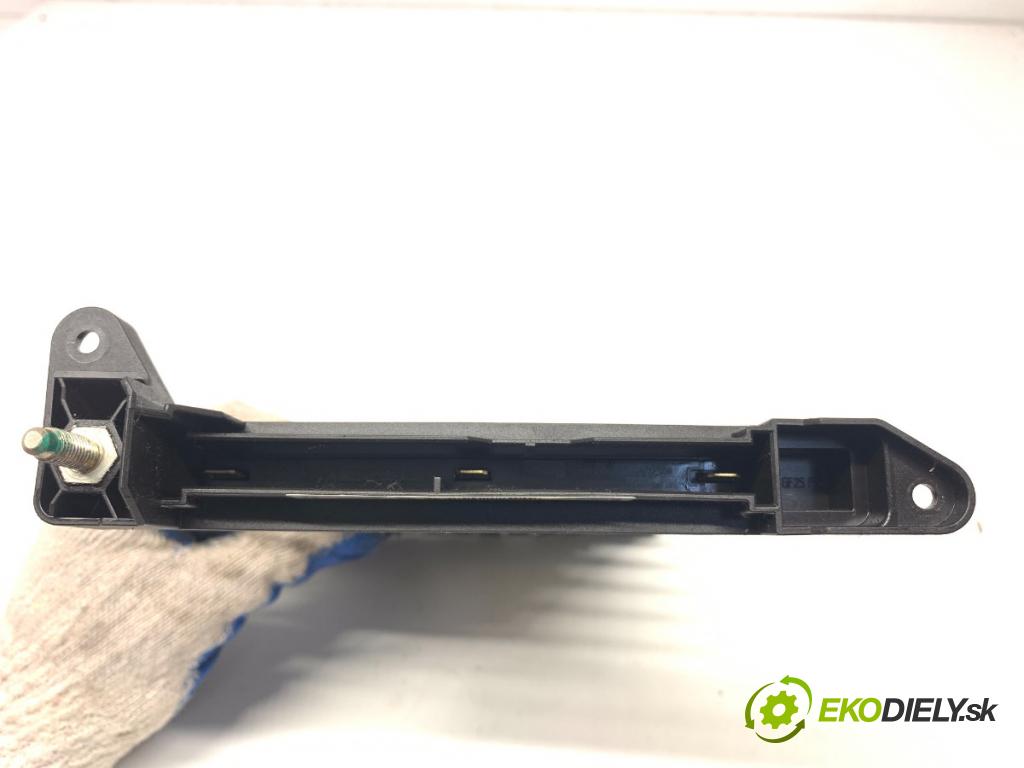 SEAT LEON III liftback 2013 110 kW 2.0 TDI 1968 topné těleso radiátor topení elektrická 5Q0963235 (Radiátory topení)