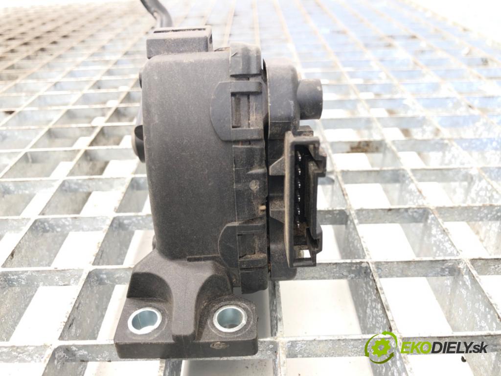 OPEL VIVARO A Autobus 2002 74 kW 1.9 DTI (F7, J7, A07) 1870 Potenciometer plynu 7700313060 (Potenciometer plynového pedálu)