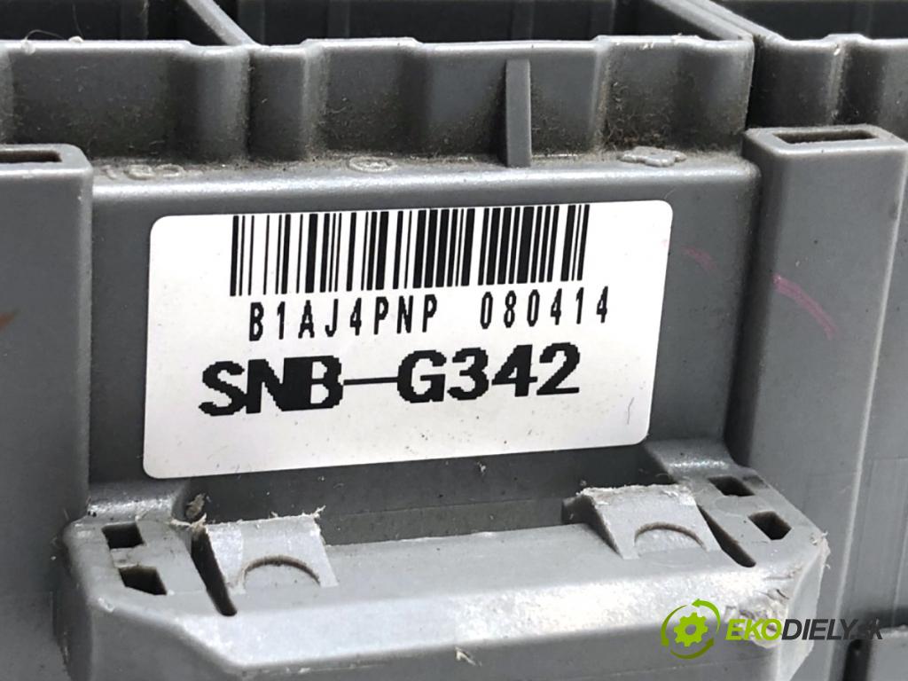 HONDA CIVIC VIII sedan 2008 70 kW 1.3 IMA (FA3, FD3) 1339 Modul BSI SNB-G342 (Poistková skrinka)
