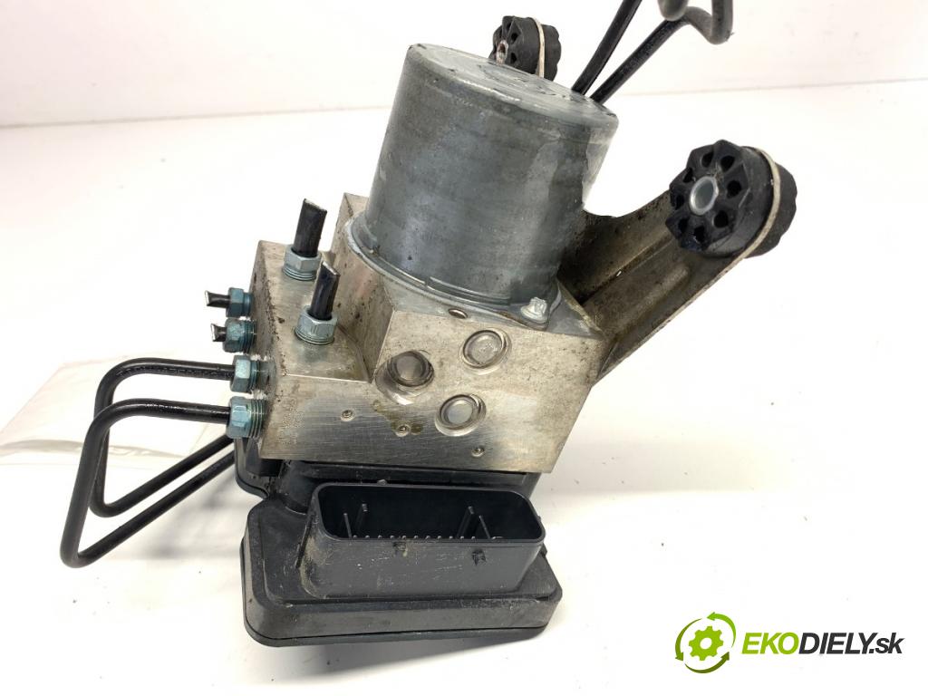 BMW F06 coupe 2015 330 kW 650 i xDrive 4395 Pumpa ABS 6868335-01 (Pumpa ABS)