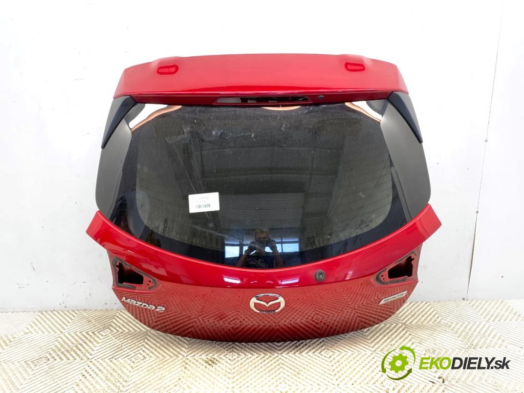 MAZDA 2 DL liftback 2018 66 kW 1.5 SKYACTIV-G 1496 kapota zad 46V