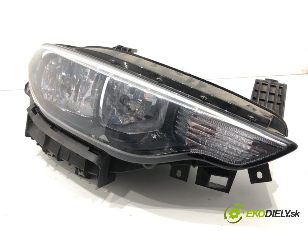 FIAT TIPO Kombi 2020 70 kW 1.4 (356WXA1B) 1368 Svetlomet pravy predný 52145159