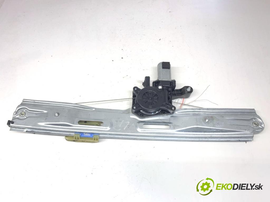 FIAT TIPO Kombi 2020 70 kW 1.4 (356WXA1B) 1368 mechanismus okna levý přední část 00521304360