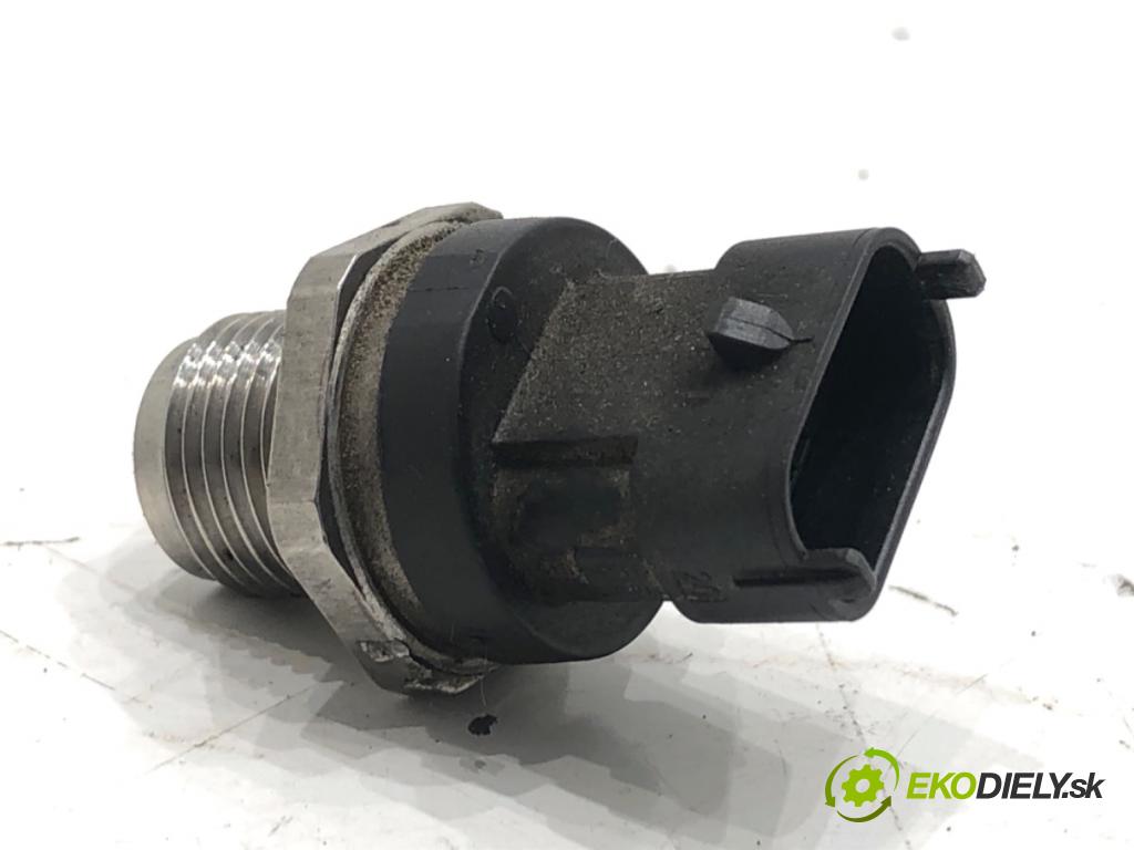 OPEL ZAFIRA C nadwozie wielkoprzestrzenne (MPV) 2014 96 kW 2.0 CDTi (75) 1956 Snímač tlaku paliva 0281006158 (Snímač)