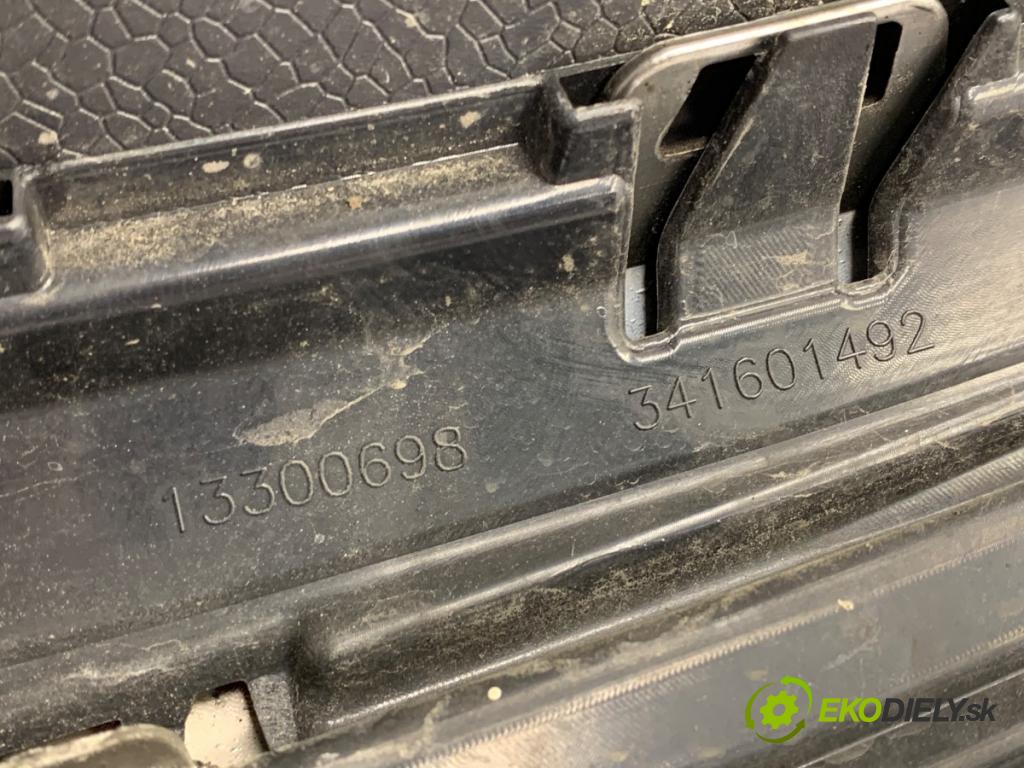 OPEL ZAFIRA C nadwozie wielkoprzestrzenne (MPV) 2014 96 kW 2.0 CDTi (75) 1956 Mriežka maska 13300698 (Mriežka predná (maska chladiča))