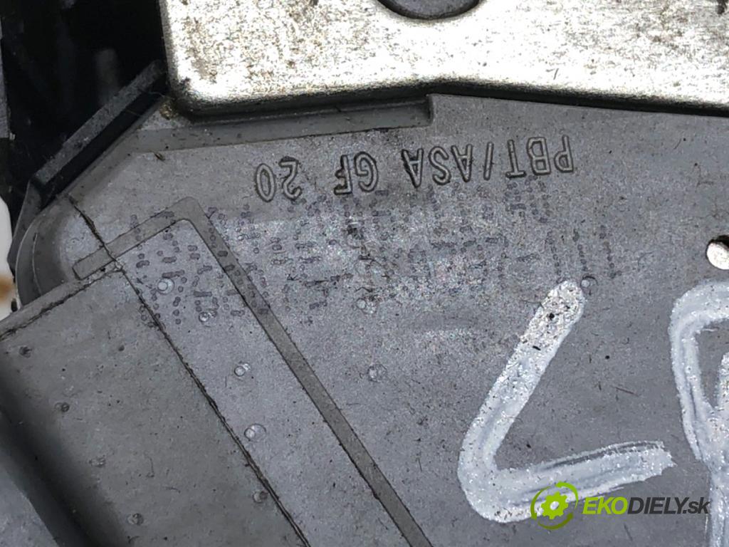 BMW E53 SUV 2006 160 kW 3.0 d 2993 zámok Dvere ľavy predný 8402537