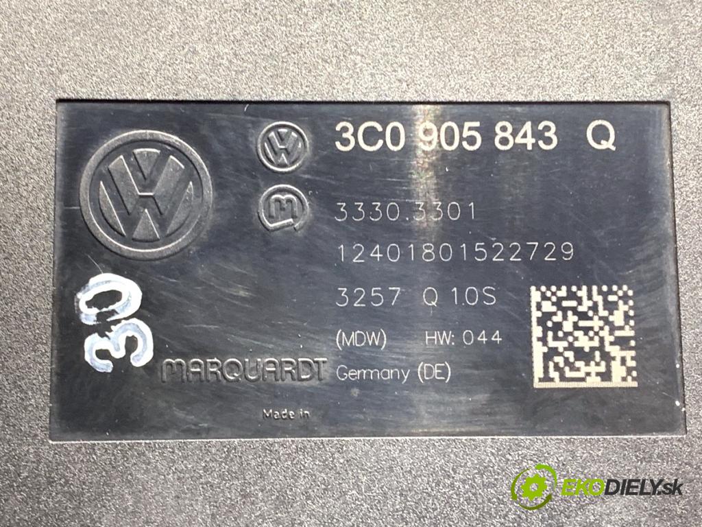 VW PASSAT B6 sedan 2007 103 kW 2.0 TDI 1968 spinačka 3C0905843Q (Spínacia skrinka)