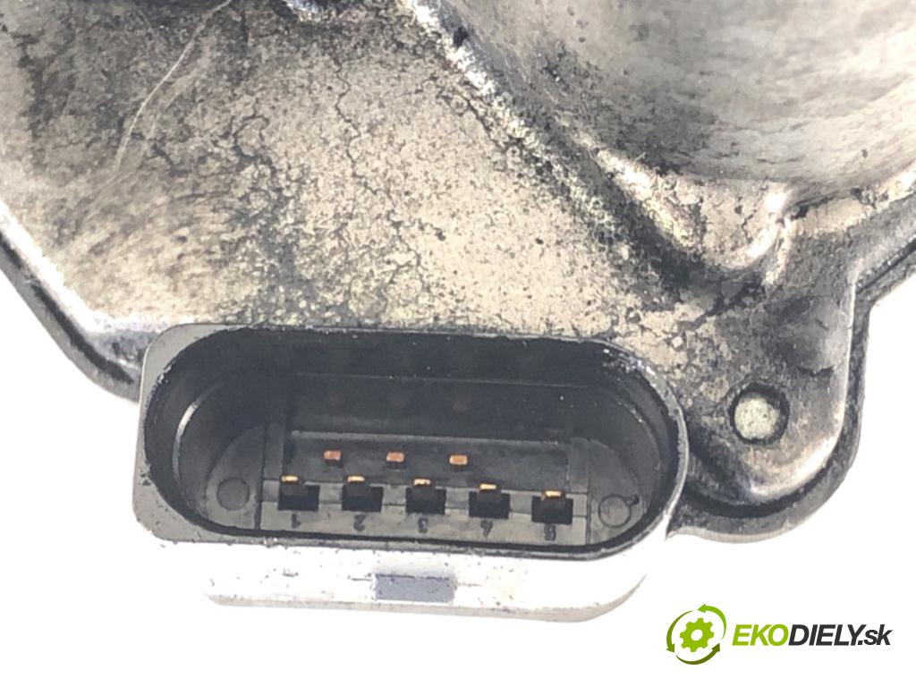 VW PASSAT B6 sedan 2007 103 kW 2.0 TDI 1968 Škrtiaca klapka 03G128063G (Škrtiaca klapka)