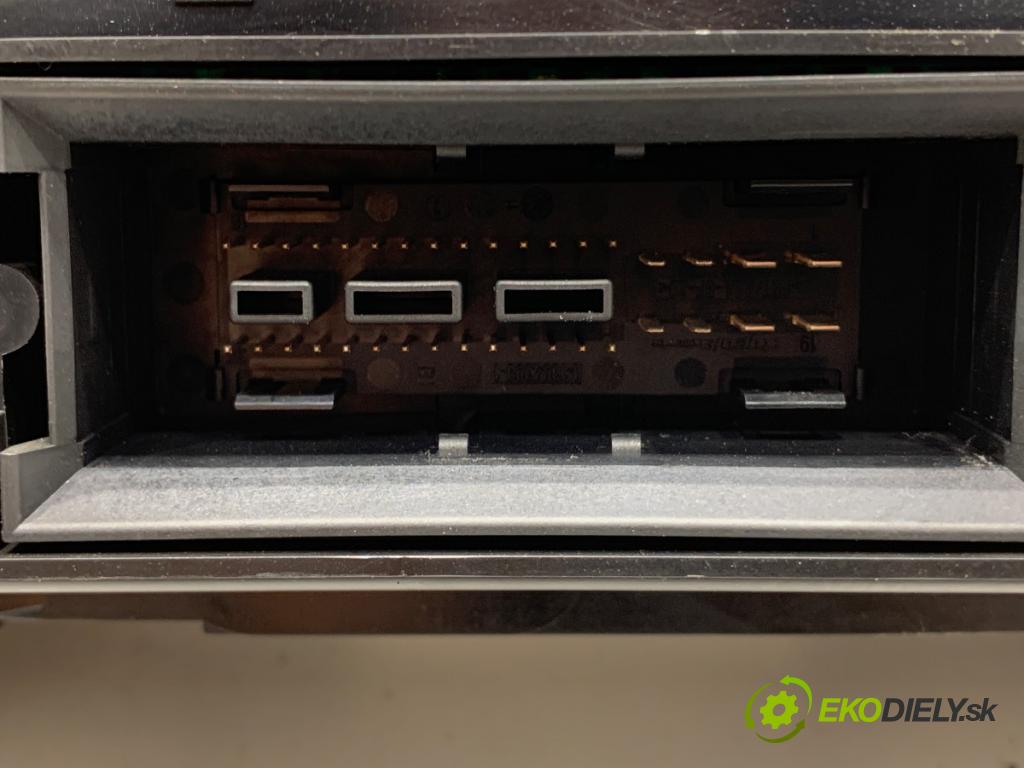 VW PASSAT B6 sedan 2007 103 kW 2.0 TDI 1968 Prístrojovka 3C0920871E (Prístrojová doska)