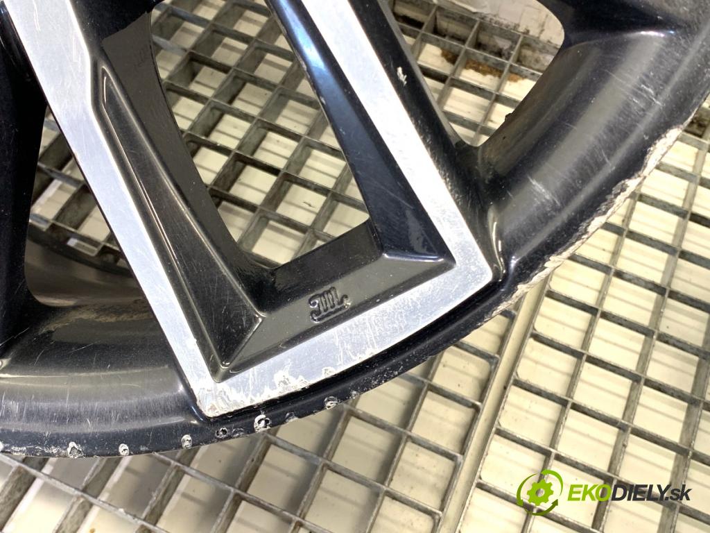 TOYOTA COROLLA E21 Kombi 2020 112 kW 2.0 Hybrid (MZEH12) 1987 disky hliníkové 17" 7,5 5X114,3 60,1 ET 40 PW457-02008