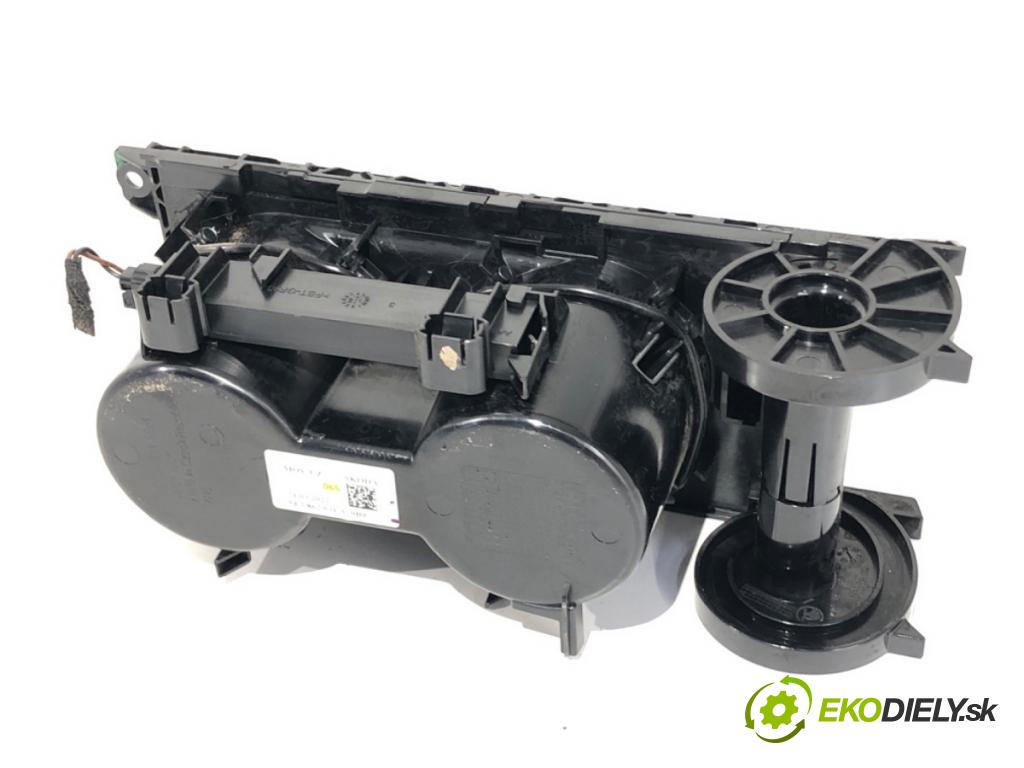 SKODA OCTAVIA IV Kombi 2022 150 kW 1.4 TSI iV 1395 Držiak na nápoje 5E3862531A (Držiak (úchyt) na nápoje)