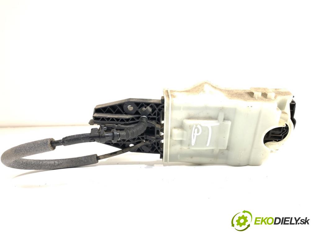 SKODA OCTAVIA IV Kombi 2022 150 kW 1.4 TSI iV 1395 Kľučka vonkajšia pravy zad