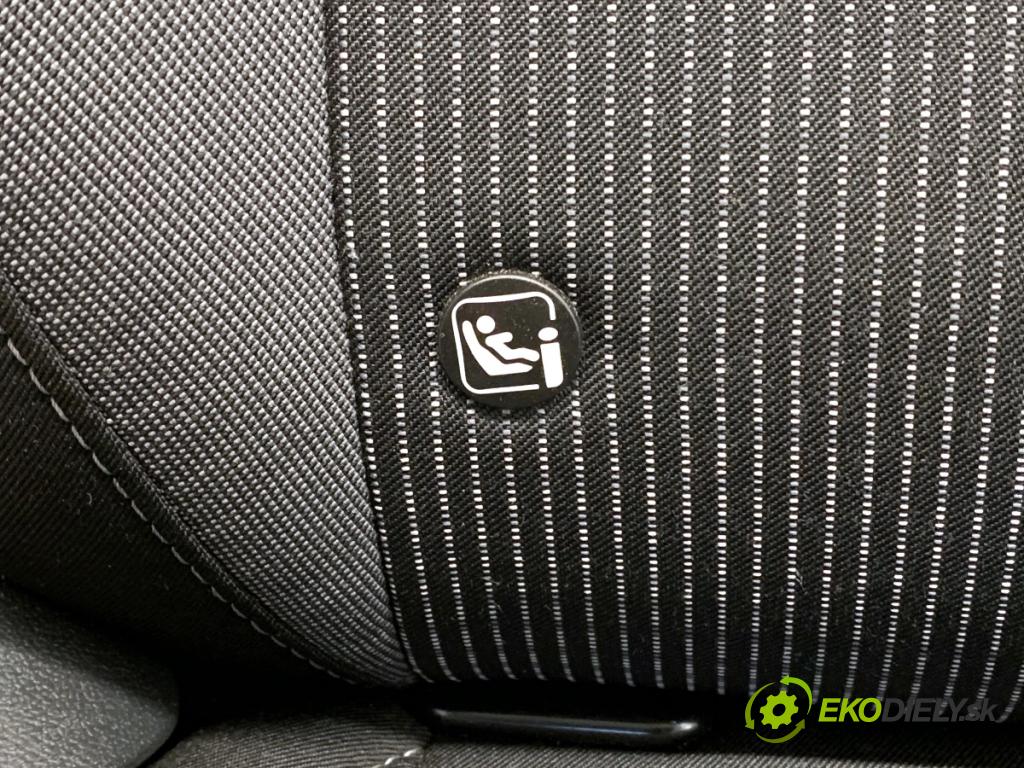 SKODA OCTAVIA IV Kombi 2022 150 kW 1.4 TSI iV 1395 Sedadlo pravy predný