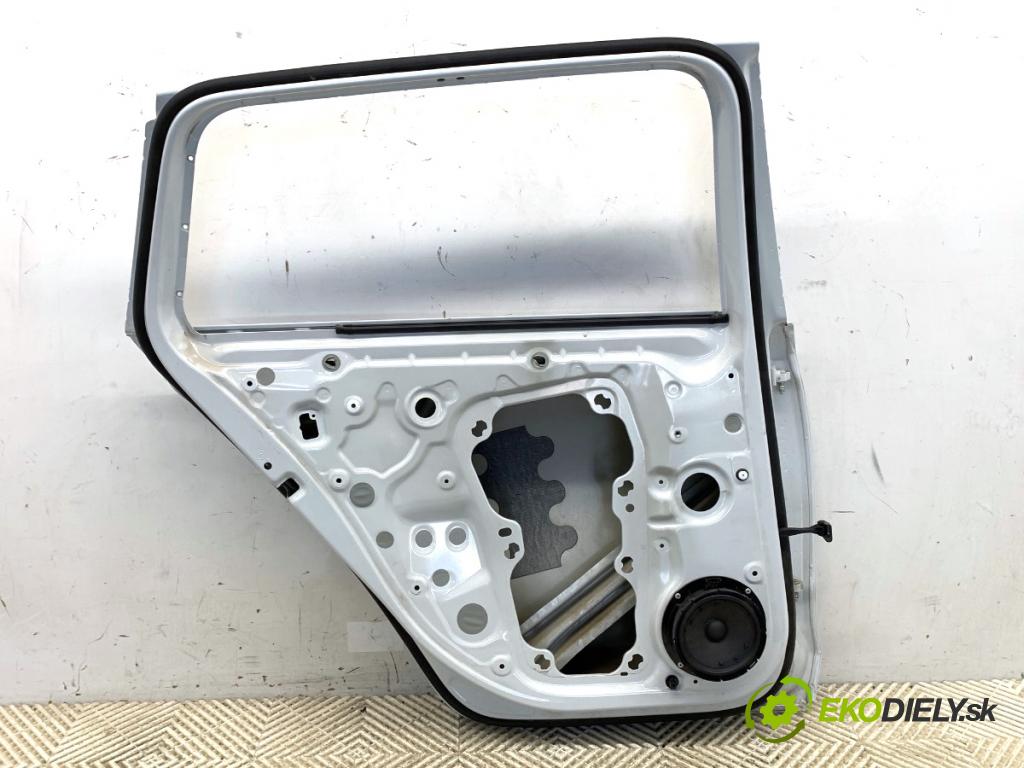 SKODA OCTAVIA IV Kombi 2022 150 kW 1.4 TSI iV 1395 Dvere ľavy zad 2Y2Y