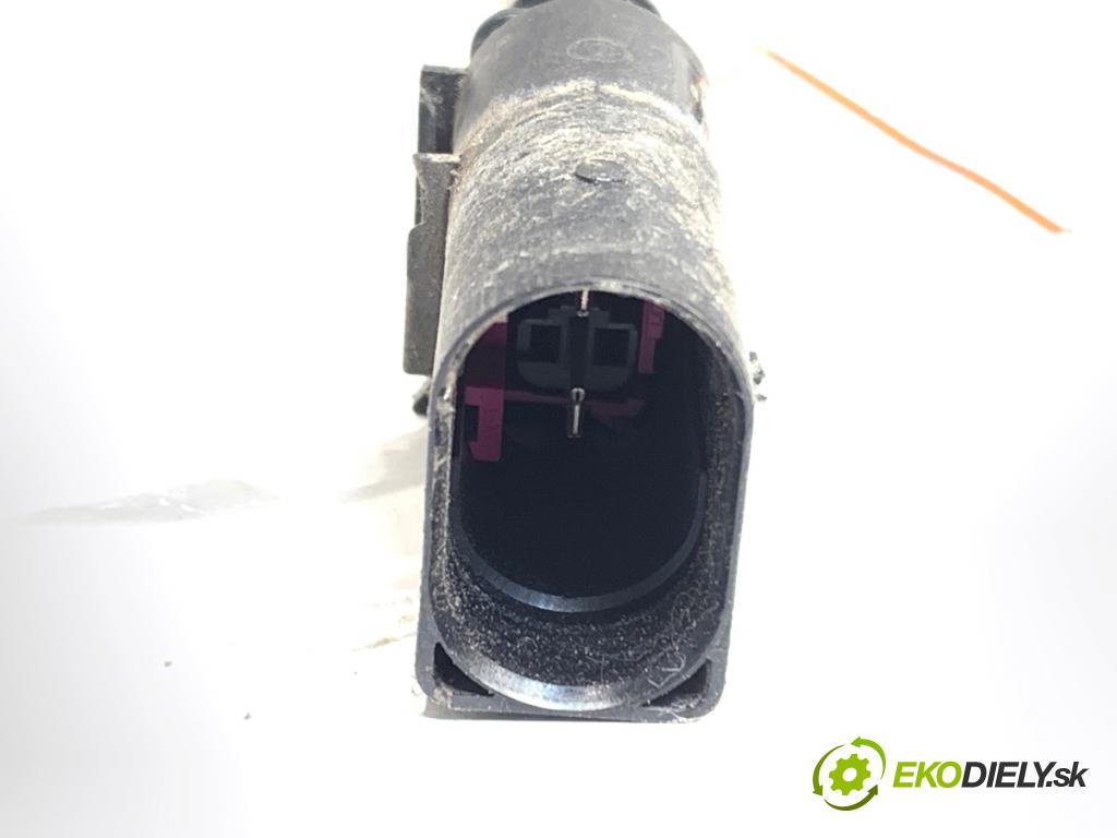 SKODA OCTAVIA IV Kombi 2022 150 kW 1.4 TSI iV 1395 teleskop dvířek nádrže paliva 5H0810773