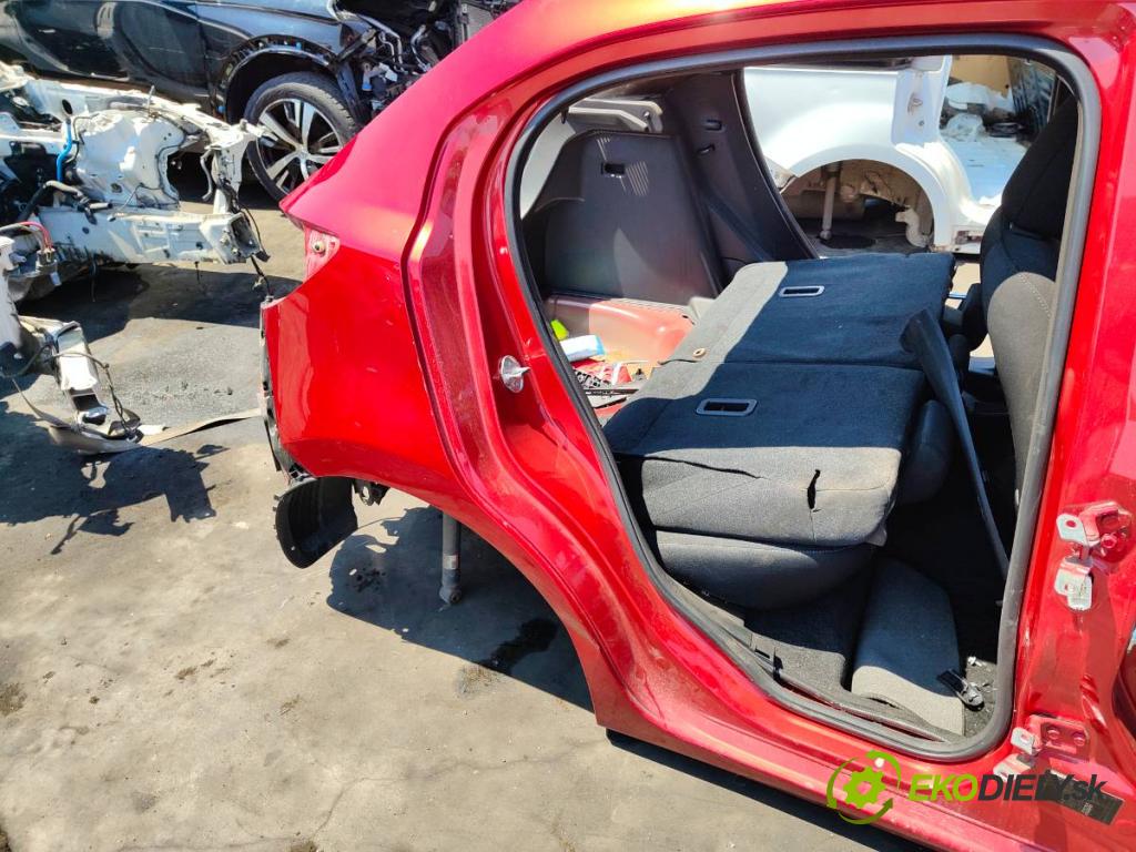 MAZDA 2 DL liftback 2018 66 kW 1.5 SKYACTIV-G 1496 KAROSERIA ČTVRŤÁK blatník zadní část levý pravý práh střecha PODŁUŻNICA levý pravý