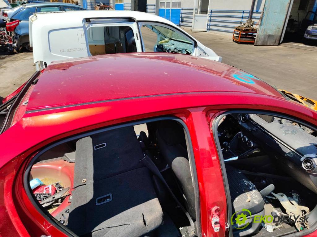 MAZDA 2 DL liftback 2018 66 kW 1.5 SKYACTIV-G 1496 KAROSERIA ČTVRŤÁK blatník zadní část levý pravý práh střecha PODŁUŻNICA levý pravý