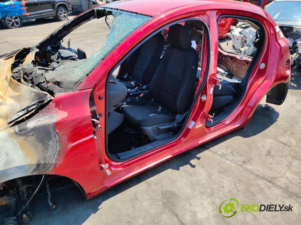 MAZDA 2 DL liftback 2018 66 kW 1.5 SKYACTIV-G 1496 KAROSERIA ČTVRŤÁK blatník zadní část levý pravý práh střecha PODŁUŻNICA levý pravý