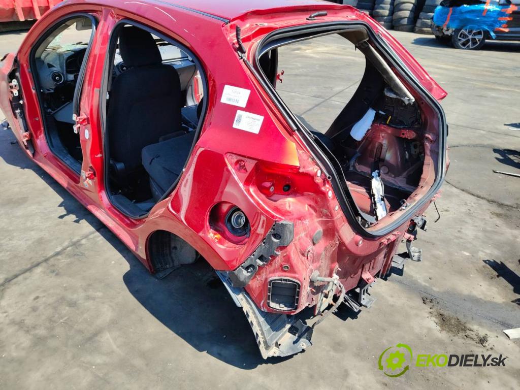 MAZDA 2 DL liftback 2018 66 kW 1.5 SKYACTIV-G 1496 KAROSERIA ČTVRŤÁK blatník zadní část levý pravý práh střecha PODŁUŻNICA levý pravý