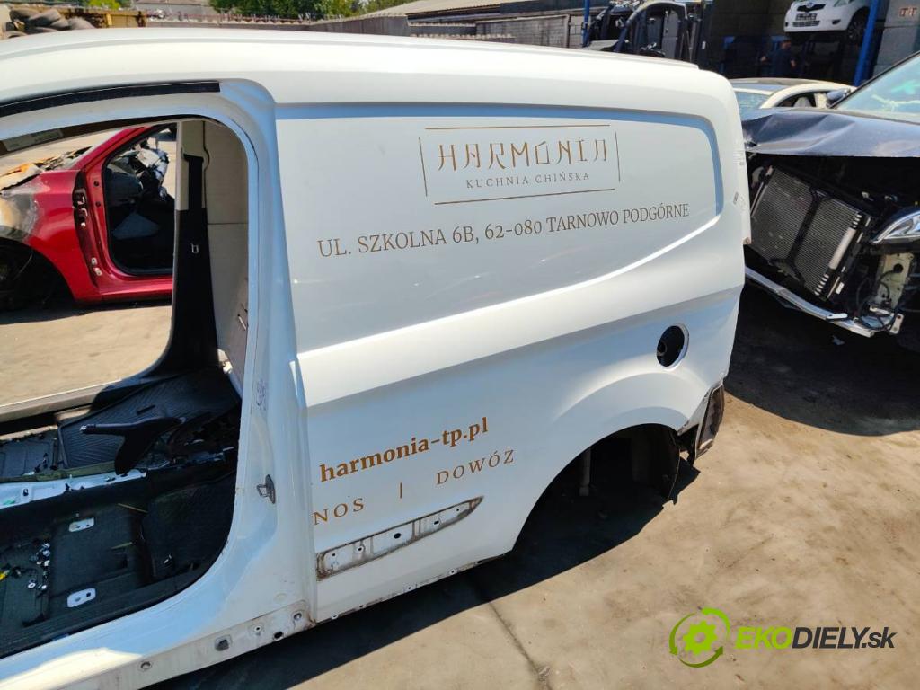 FORD TRANSIT COURIER Nadwozie pełne/minivan 2018 74 kW 1.5 EcoBlue 1499 KAROSERIA ČTVRŤÁK blatník zadní část levý pravý práh střecha PODŁUŻNICA levý pravý 