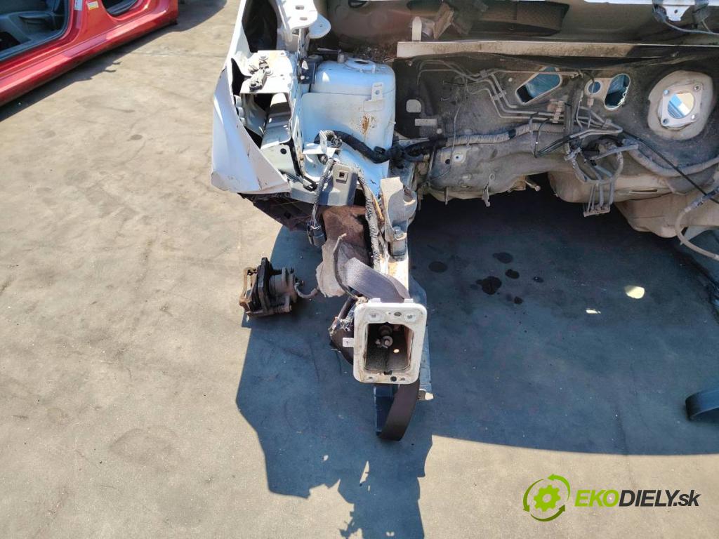 FORD TRANSIT COURIER Nadwozie pełne/minivan 2018 74 kW 1.5 EcoBlue 1499 KAROSERIA ČTVRŤÁK blatník zadní část levý pravý práh střecha PODŁUŻNICA levý pravý