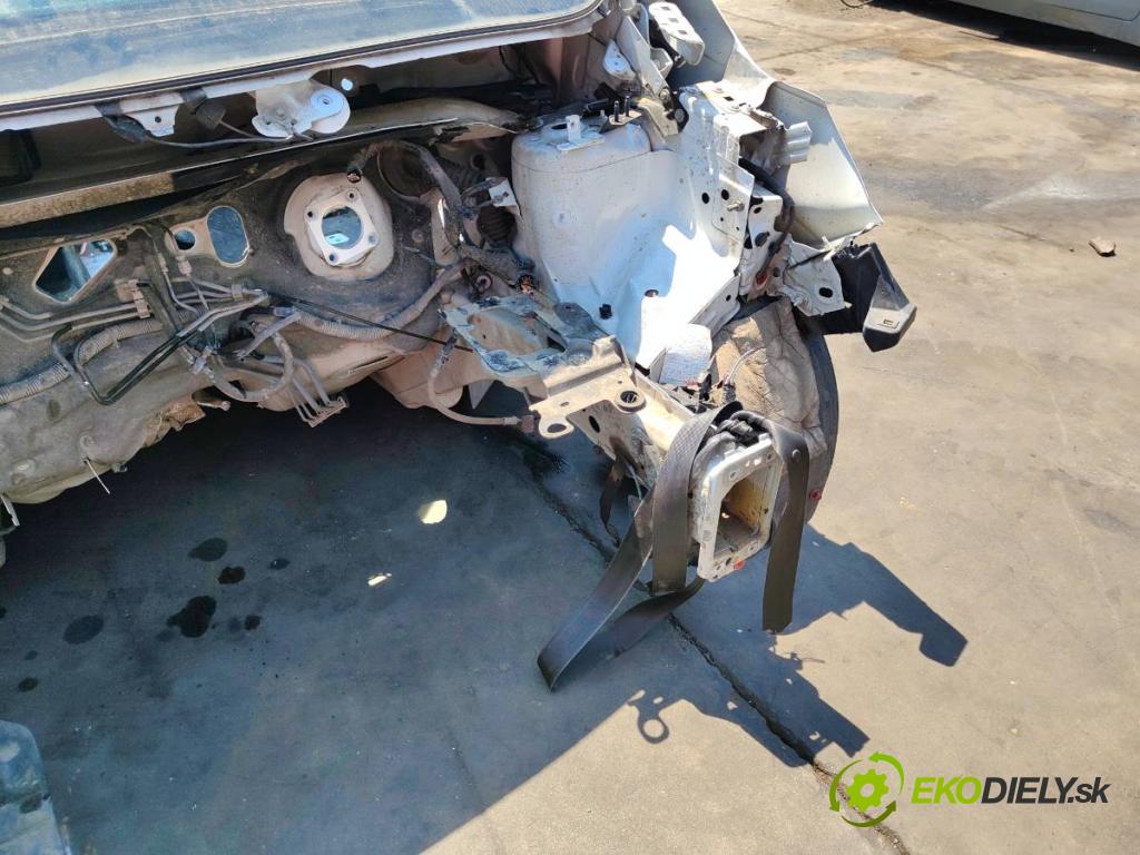 FORD TRANSIT COURIER Nadwozie pełne/minivan 2018 74 kW 1.5 EcoBlue 1499 KAROSERIA ČTVRŤÁK blatník zadní část levý pravý práh střecha PODŁUŻNICA levý pravý