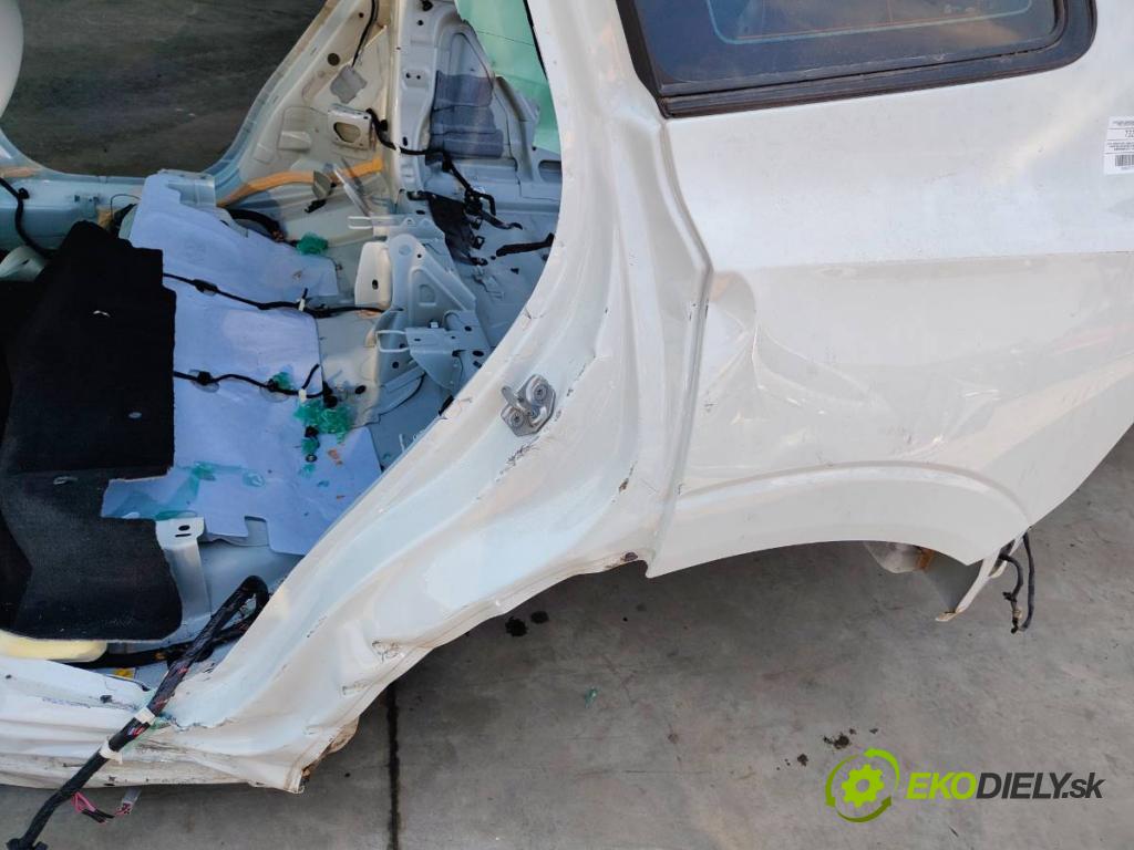 VOLVO XC60 II SUV 2022 145 kW B4 Mild-Hybrid 1969 KAROSERIA ČTVRŤÁK blatník zadní část levý pravý práh střecha PODŁUŻNICA levý pravý