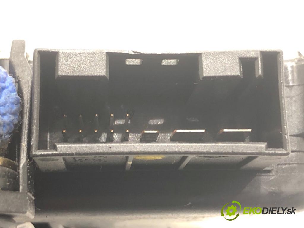 BMW E53 SUV 2006 160 kW 3.0 d 2993 motor stěračů zadní část 6927851
