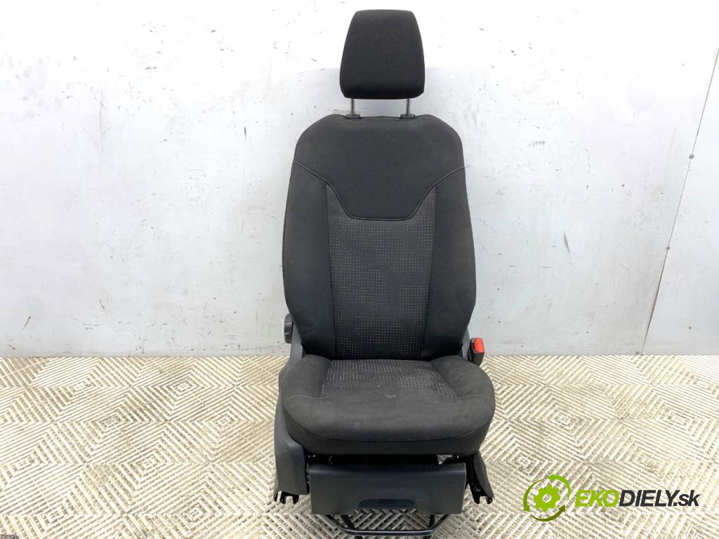 FORD TRANSIT COURIER Nadwozie pełne/minivan 2018 74 kW 1.5 EcoBlue 1499 Sedadlo pravy predný 