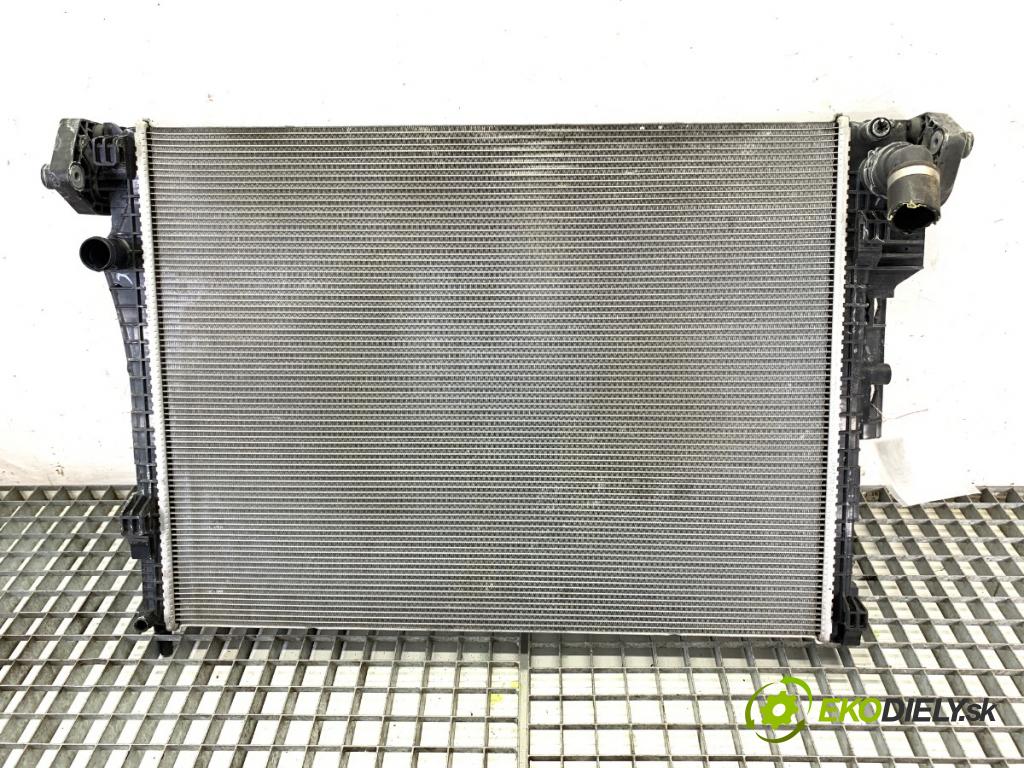 VOLVO XC60 II SUV 2022 183 kW T5 AWD 1969 chladič vody P31684238 (Chladiče vody)