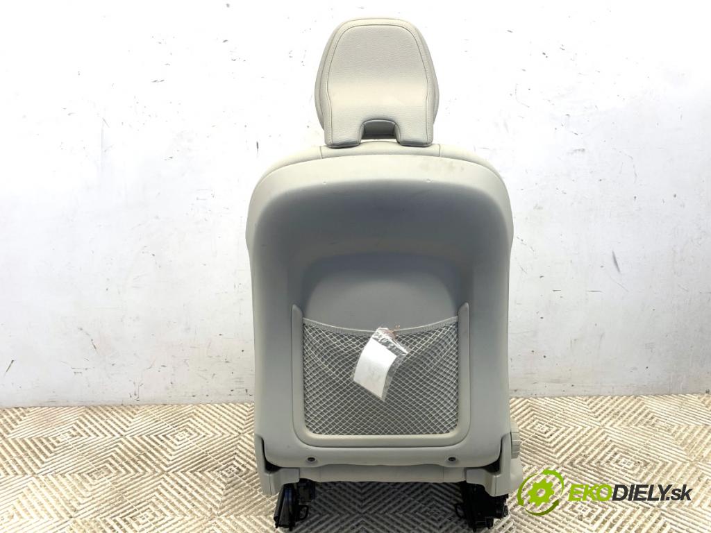 VOLVO XC60 II SUV 2022 183 kW T5 AWD 1969 Sedadlo pravy predný