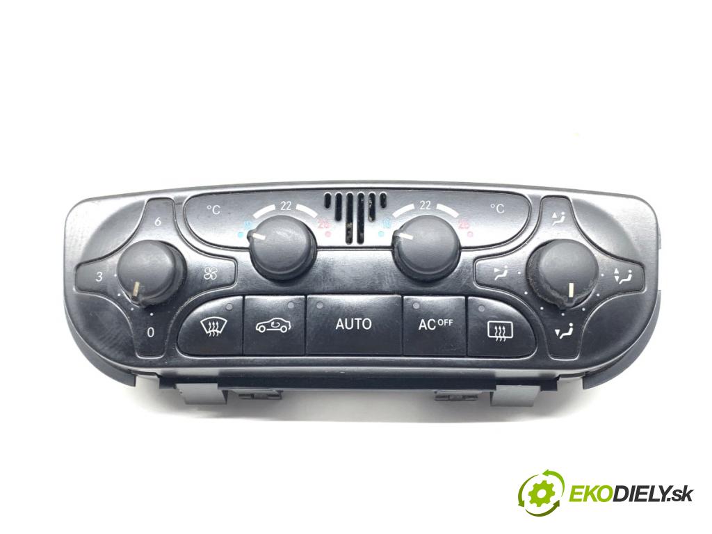MERCEDES-BENZ W203 sedan 2003 120 kW C 200 Kompressor (203.042) 1796 Panel ovládania kúrenia A2098300085 (Prepínacie páčky pod volantom)