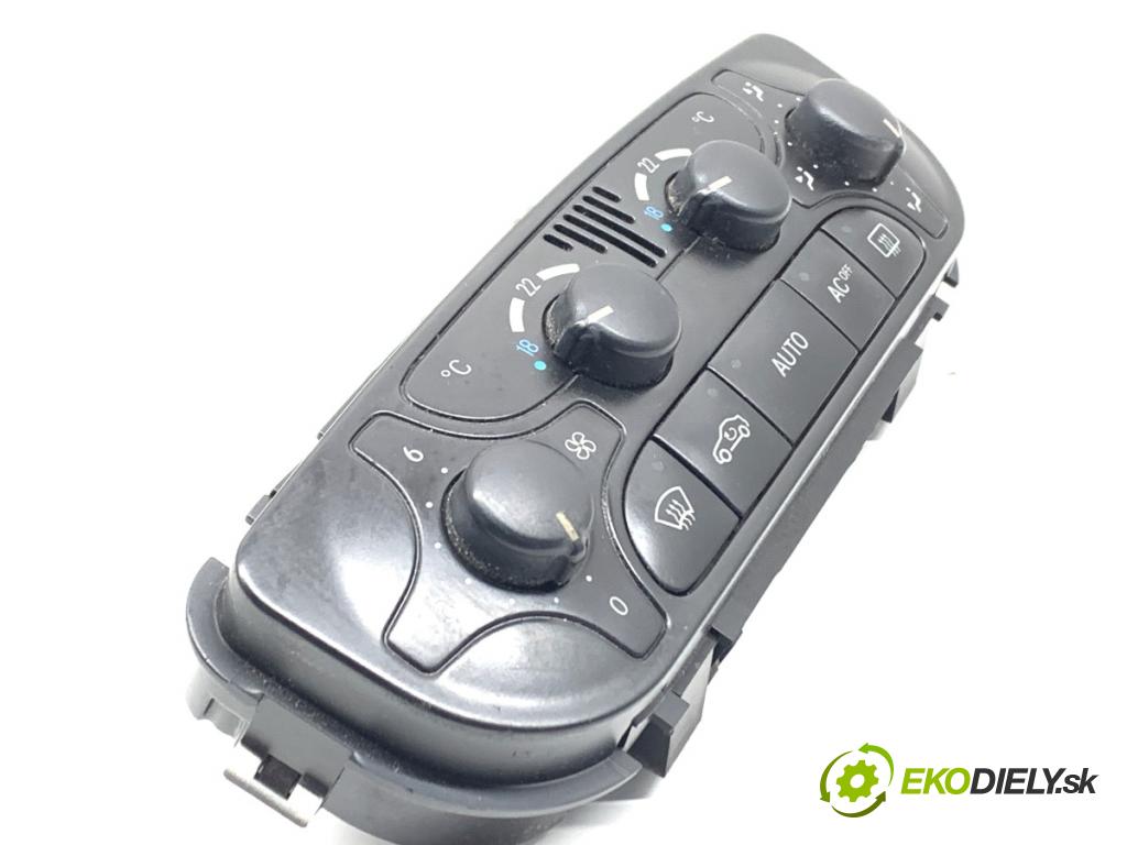 MERCEDES-BENZ W203 sedan 2003 120 kW C 200 Kompressor (203.042) 1796 Panel ovládania kúrenia A2098300085 (Prepínacie páčky pod volantom)