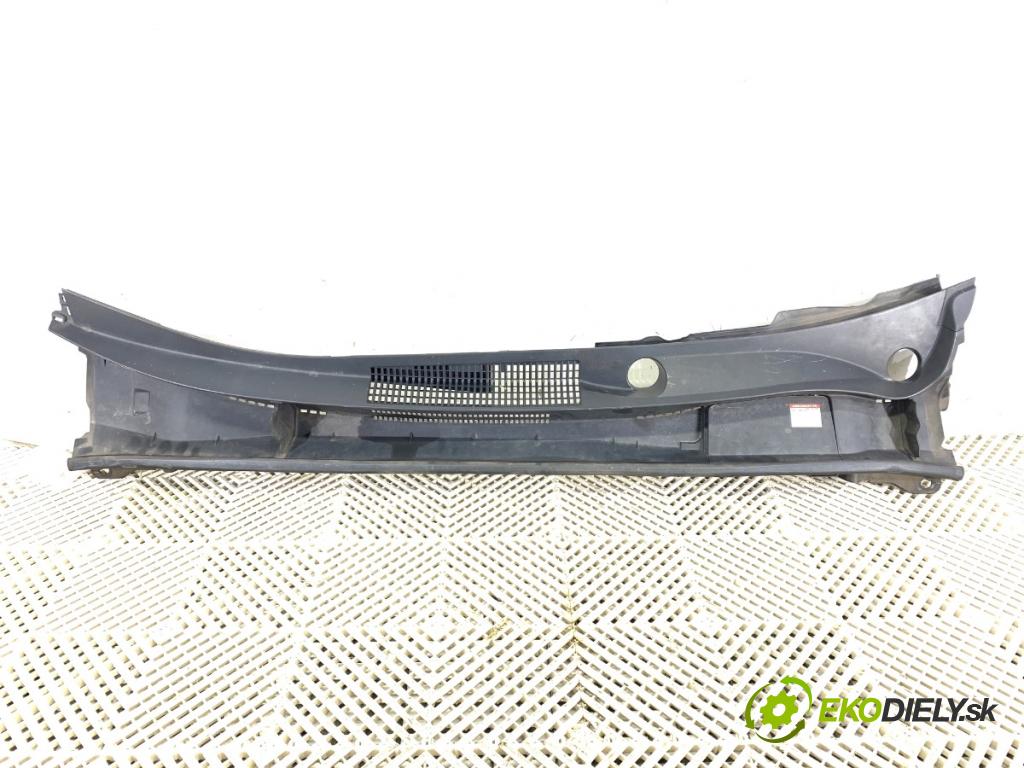 TOYOTA COROLLA E21 Kombi 2020 112 kW 2.0 Hybrid (MZEH12) 1987 Torpédo, plast pod čelné okno 55708-02A20 (Torpédo (plast pod čelným sklom))