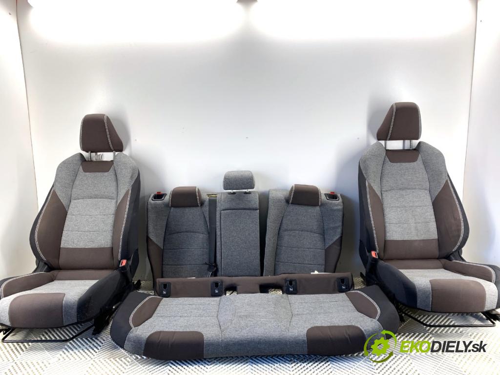 TOYOTA COROLLA E21 Kombi 2020 112 kW 2.0 Hybrid (MZEH12) 1987 Sedadlá, sedačky Sedadlo 
