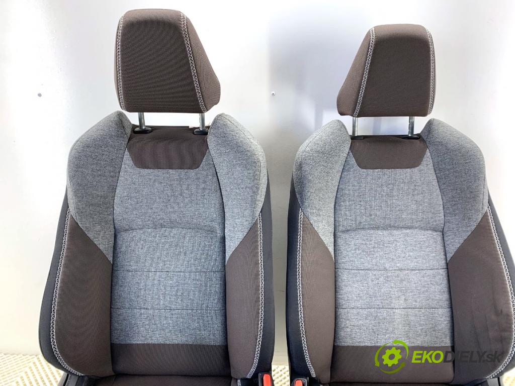 TOYOTA COROLLA E21 Kombi 2020 112 kW 2.0 Hybrid (MZEH12) 1987 Sedadlá, sedačky Sedadlo