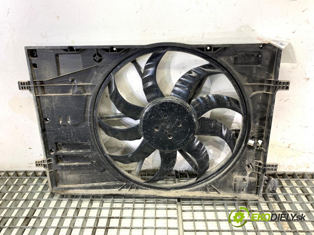 SKODA OCTAVIA IV Kombi 2022 150 kW 1.4 TSI iV 1395 ventilátor chladiče 5WA121205 (Ventilátory)